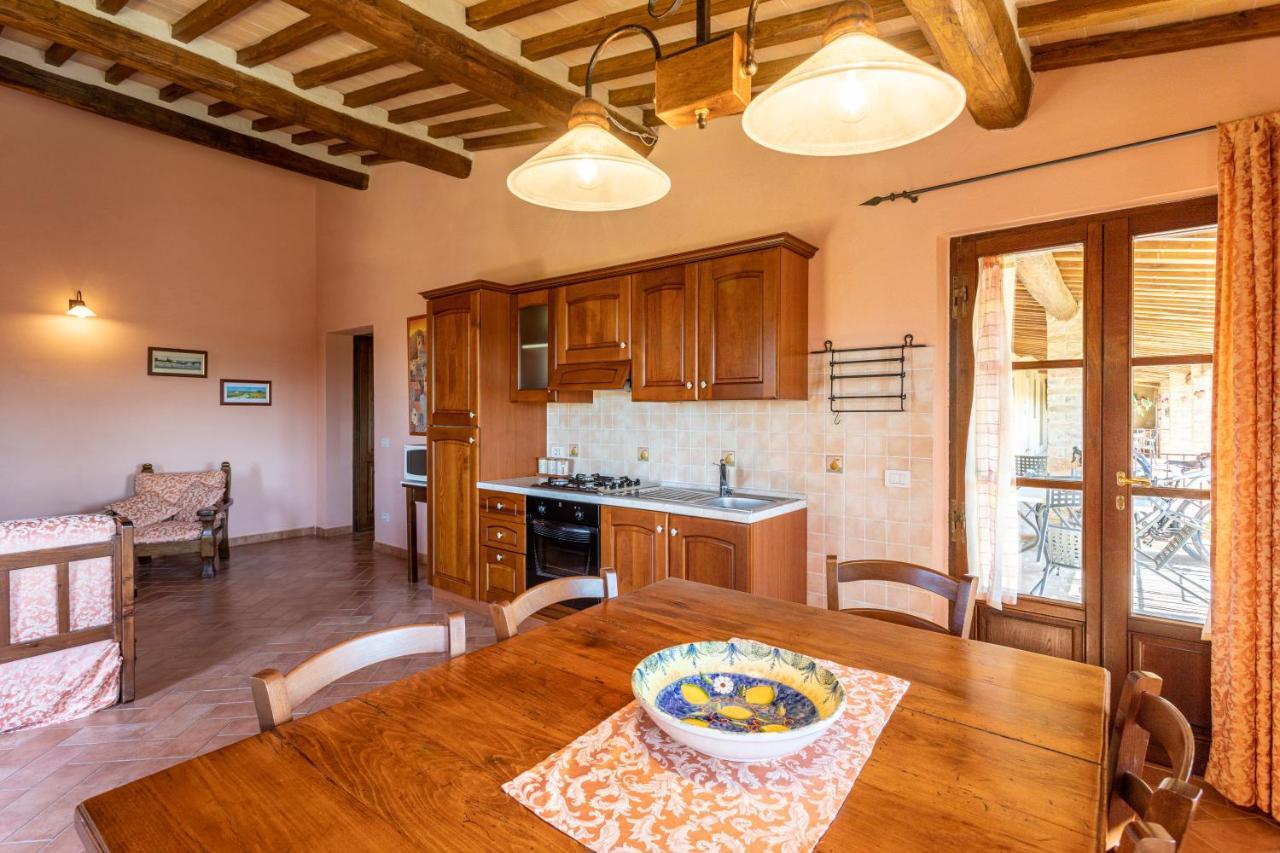 Agriturismo S. Eurosia Montalcino Buitenkant foto