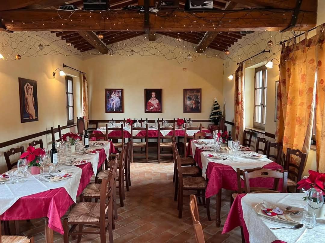 Agriturismo S. Eurosia Montalcino Buitenkant foto